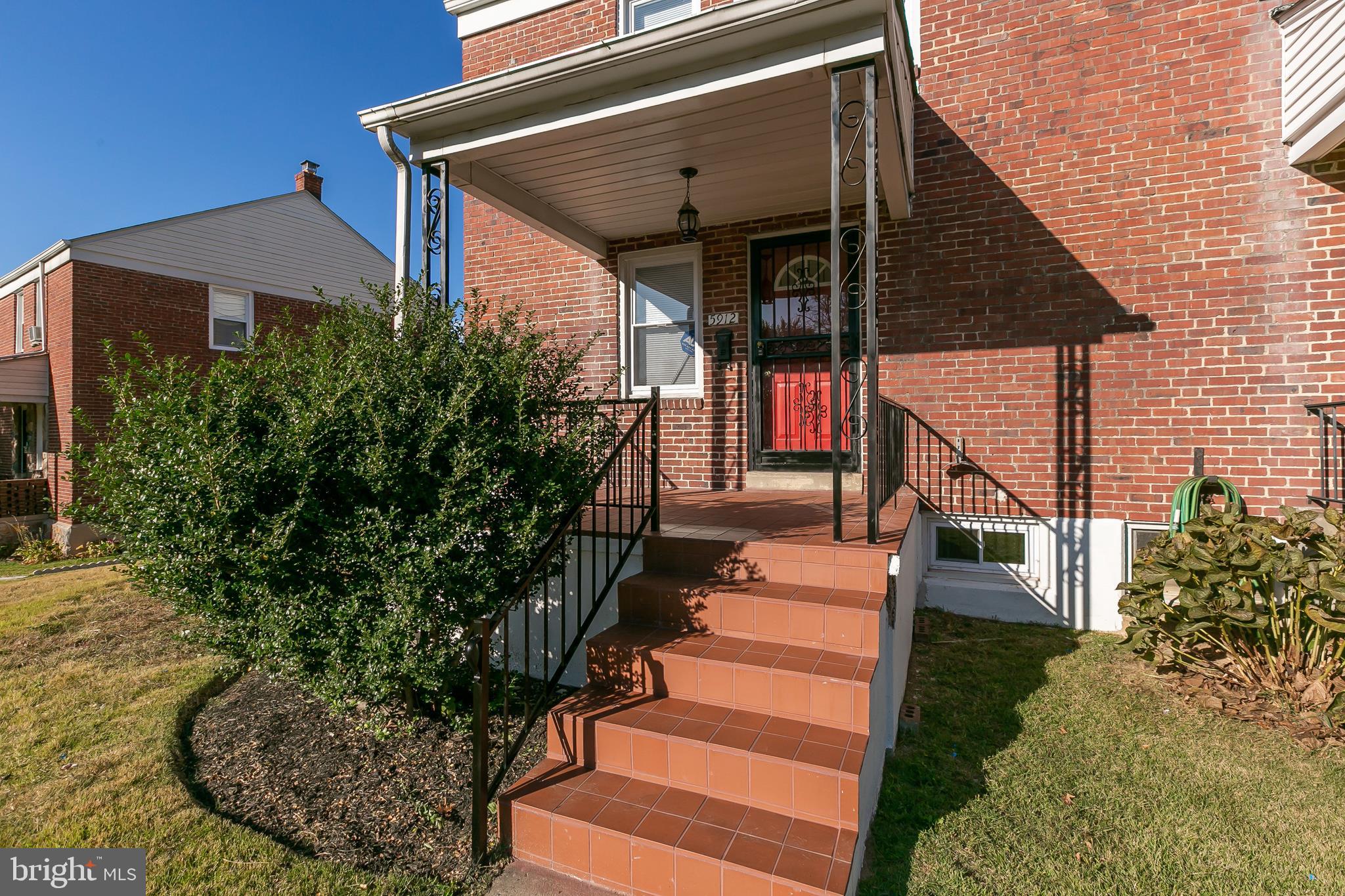 5912 Glenkirk Road Baltimore, MD 21239 - Photo 1 of 32 End of group with lots of natural light!