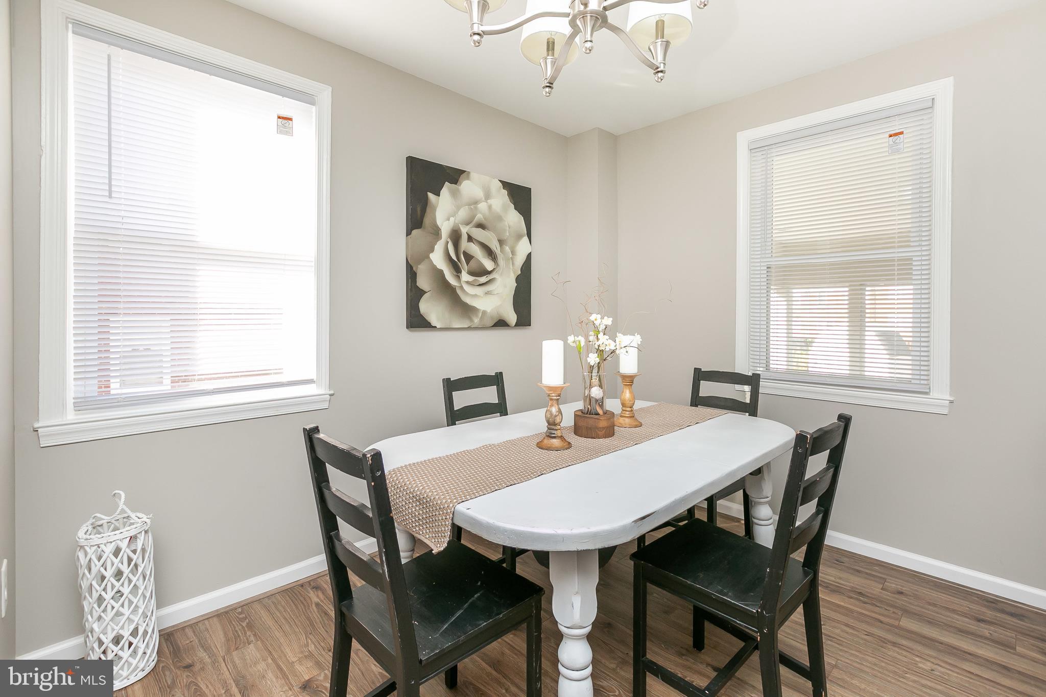 5912 Glenkirk Road Baltimore, MD 21239 - Photo 7 of 32 Dining room