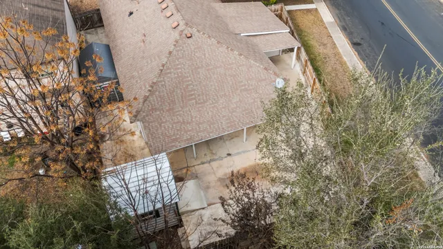 $2,000 | 2408 Paddle Creek, San Antonio, TX 78245