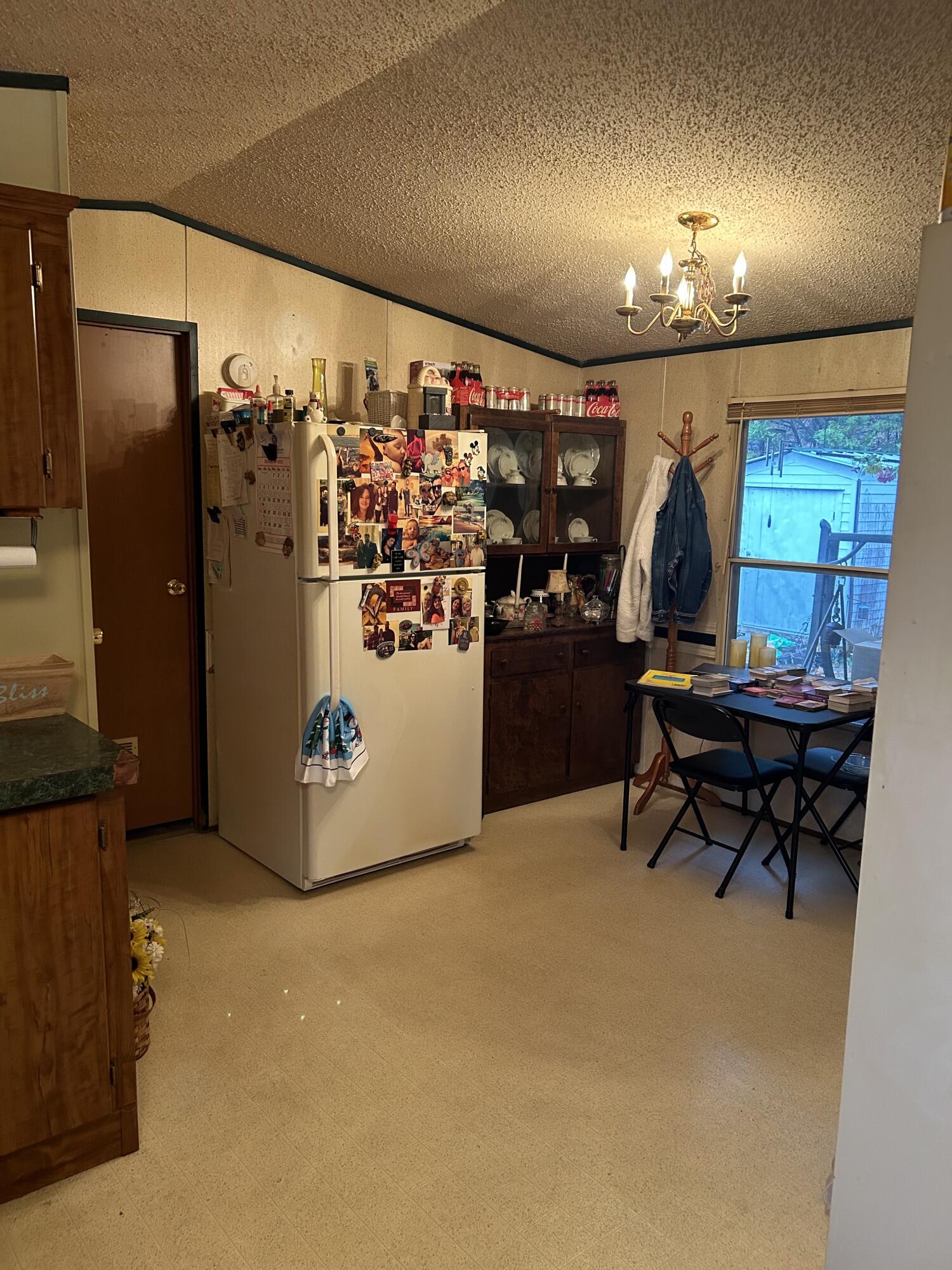 1543 Chamberlain Road LaFayette, GA 30728 - Photo 4 of 13 Kitchen