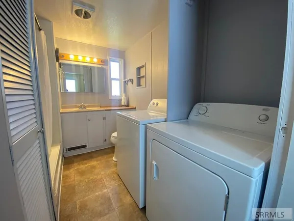 $140,000 | 120 East Valley Road, Challis, ID 83226