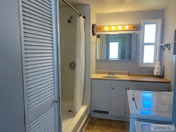 $140,000 | 120 East Valley Road, Challis, ID 83226