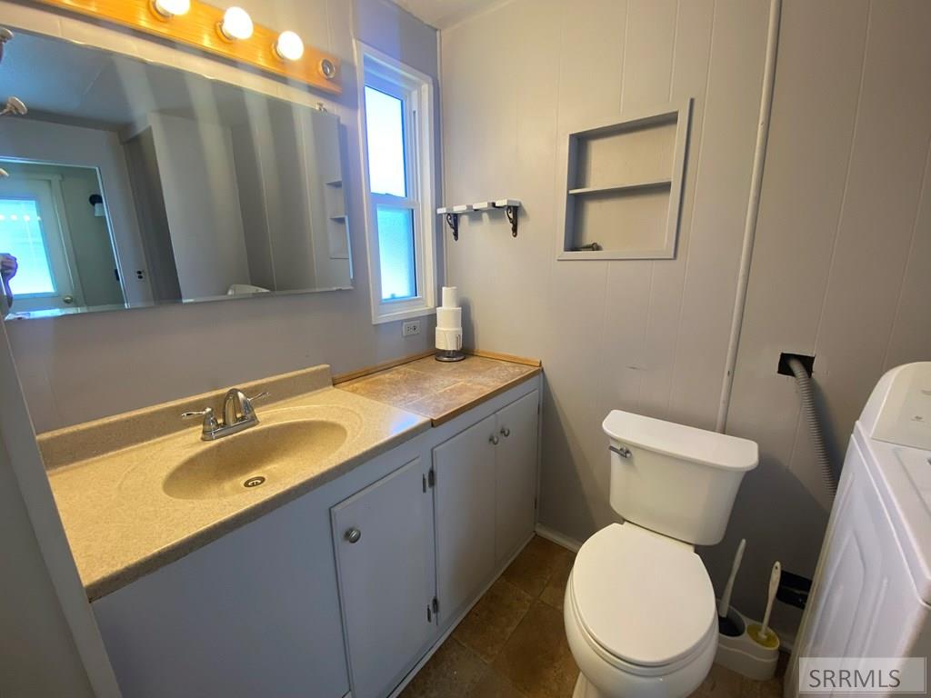 120 East Valley Road Challis, ID 83226 - Photo 19 of 36