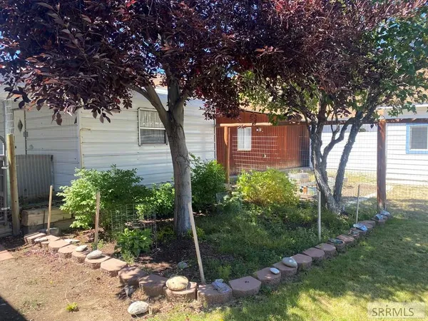 $140,000 | 120 East Valley Road, Challis, ID 83226
