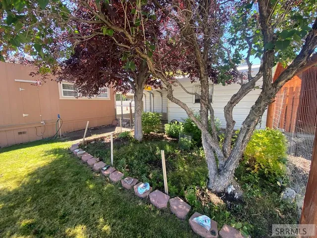 $140,000 | 120 East Valley Road, Challis, ID 83226