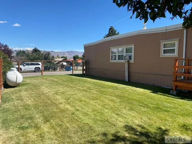 $140,000 | 120 East Valley Road, Challis, ID 83226