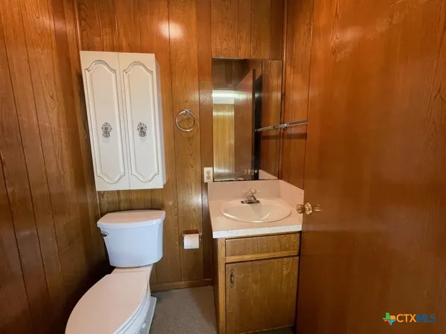 $350,000 | 104 Skipcha Trail, Lampasas, TX 76550