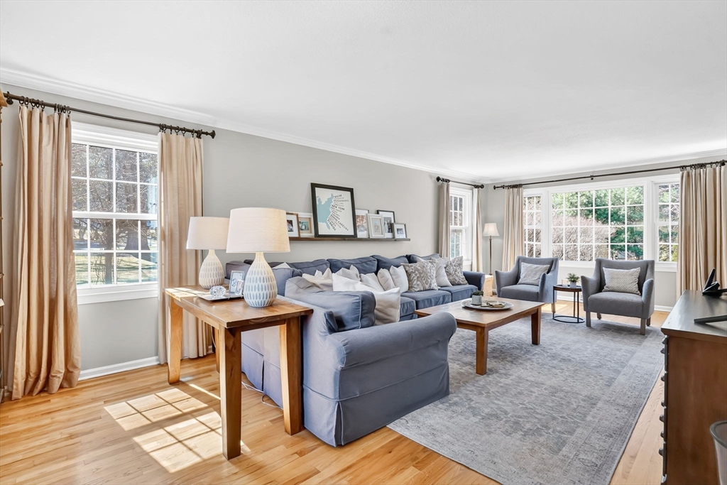 118 Blueberry Hill Road Longmeadow, MA 01106 - Photo 13 of 42