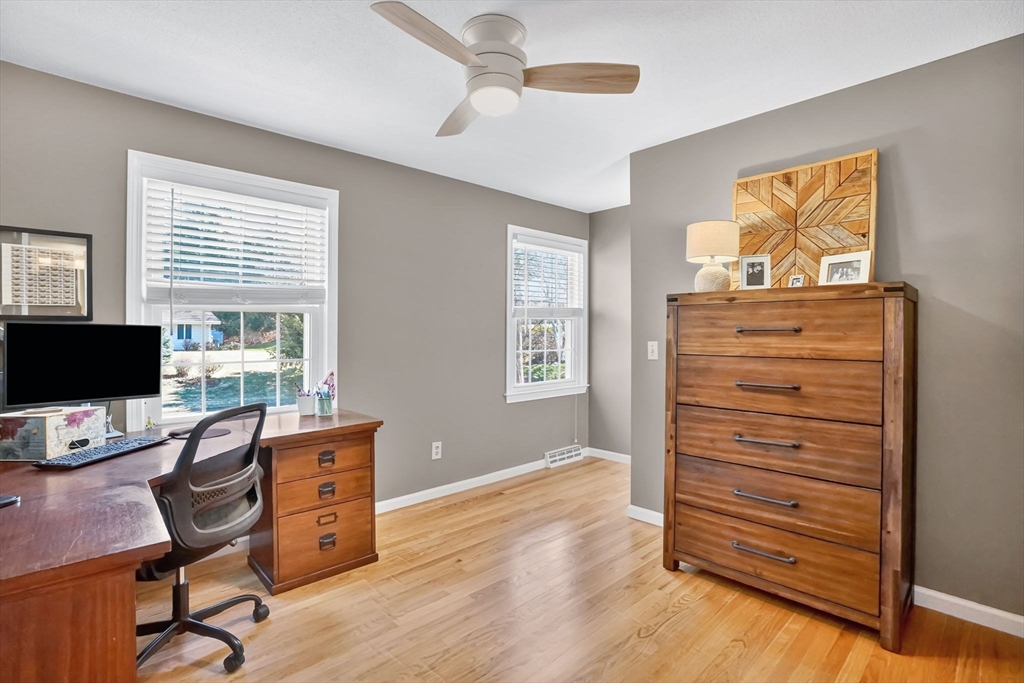 118 Blueberry Hill Road Longmeadow, MA 01106 - Photo 19 of 42