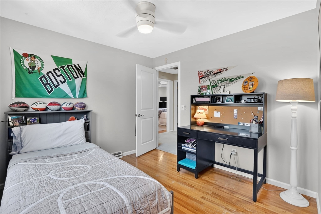 118 Blueberry Hill Road Longmeadow, MA 01106 - Photo 23 of 42