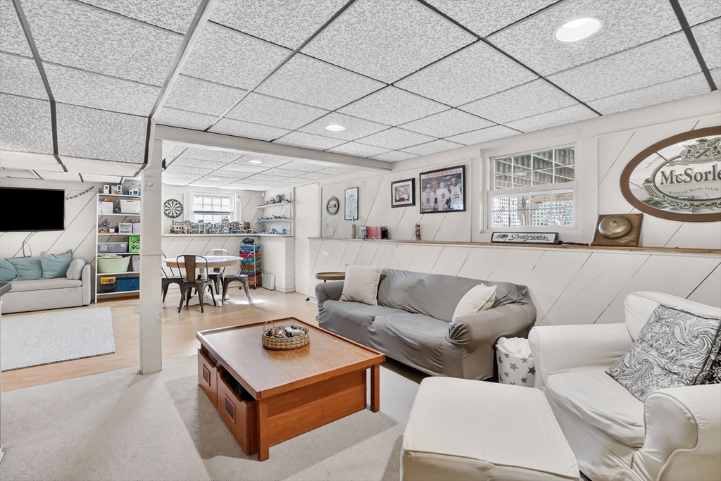 118 Blueberry Hill Road Longmeadow, MA 01106 - Photo 26 of 42