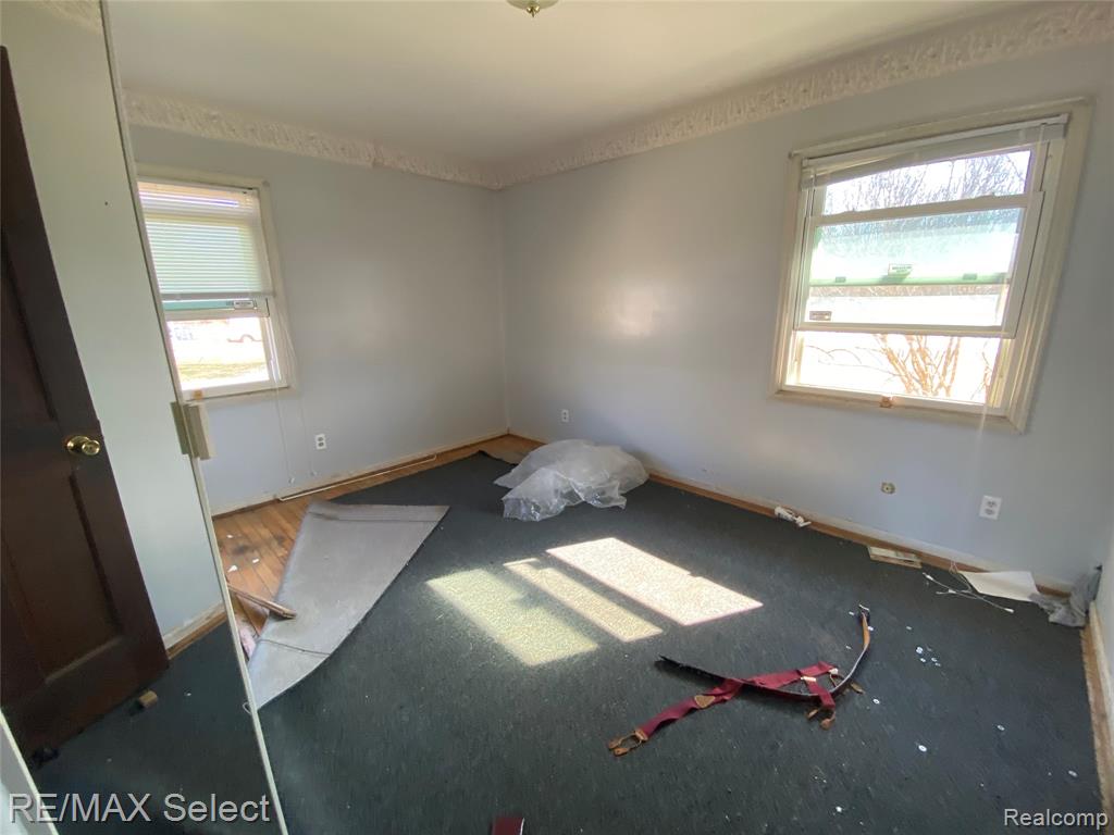 8126 Corunna Road Flint, MI 48532 - Photo 15 of 17 Gallery Image 15