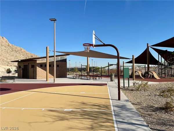 $1,700 | 3360 Cactus Shadow Street, Unit 101, Las Vegas, NV 89129