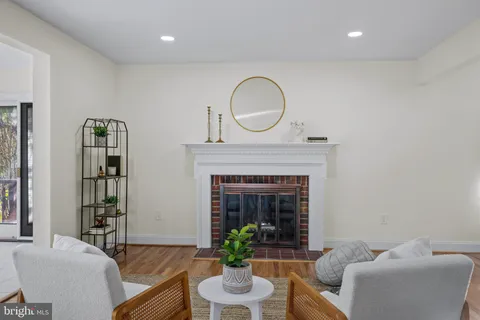 $825,000 | 5002 Castle Moor Drive, Columbia, MD 21044