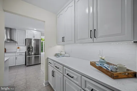 $825,000 | 5002 Castle Moor Drive, Columbia, MD 21044