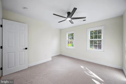 $825,000 | 5002 Castle Moor Drive, Columbia, MD 21044