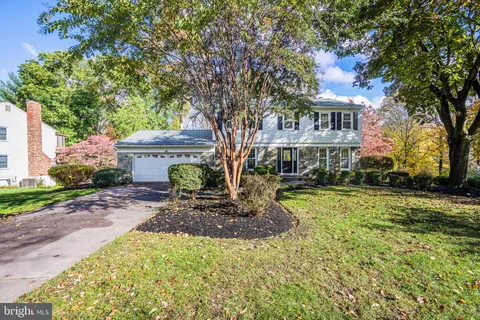 $825,000 | 5002 Castle Moor Drive, Columbia, MD 21044