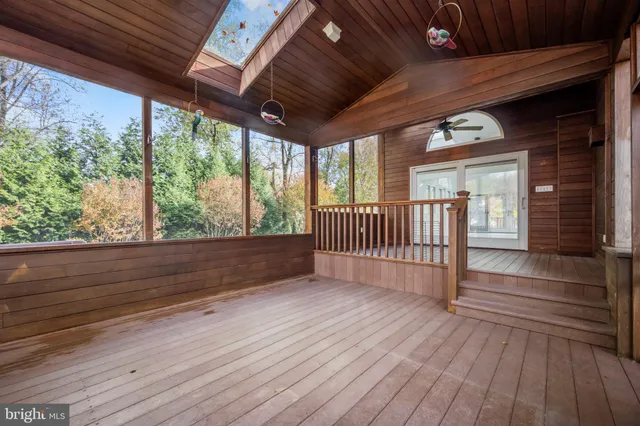 $825,000 | 5002 Castle Moor Drive, Columbia, MD 21044