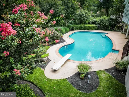 $825,000 | 5002 Castle Moor Drive, Columbia, MD 21044