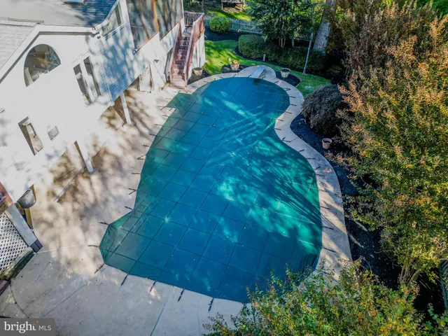 $825,000 | 5002 Castle Moor Drive, Columbia, MD 21044