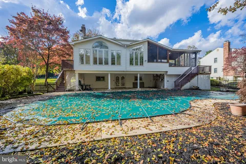 $825,000 | 5002 Castle Moor Drive, Columbia, MD 21044