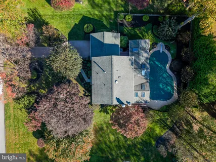 $825,000 | 5002 Castle Moor Drive, Columbia, MD 21044