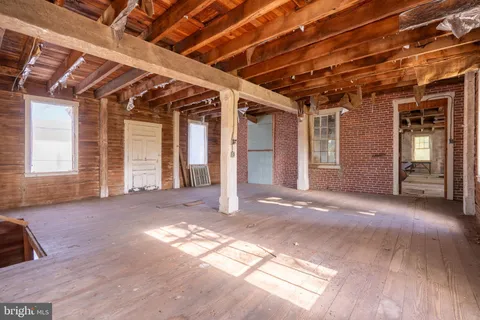 $2,000 | 9 Schultz Lane, Barto, PA 19504