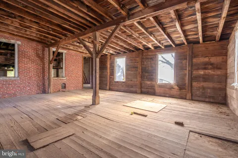 $2,000 | 9 Schultz Lane, Barto, PA 19504