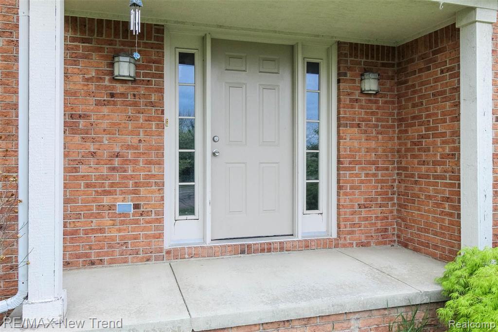 24319 Homestead Court Novi, MI 48374 - Photo 4 of 48