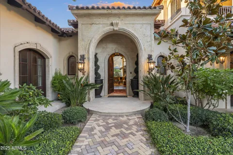 $13,000,000 | 5902 East Arcadia Lane, Phoenix, AZ 85018