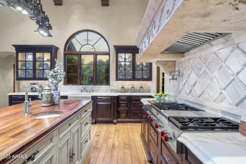 $13,000,000 | 5902 East Arcadia Lane, Phoenix, AZ 85018