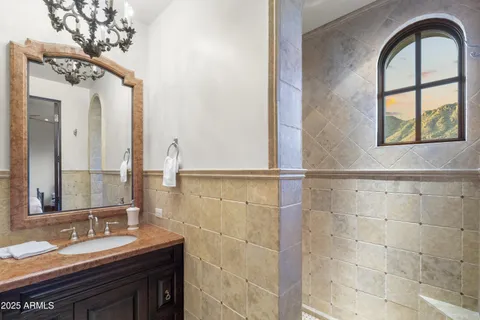 $13,000,000 | 5902 East Arcadia Lane, Phoenix, AZ 85018