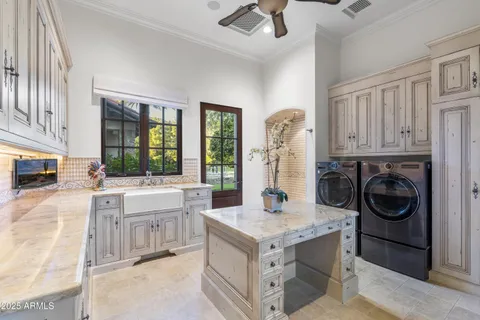 $13,000,000 | 5902 East Arcadia Lane, Phoenix, AZ 85018