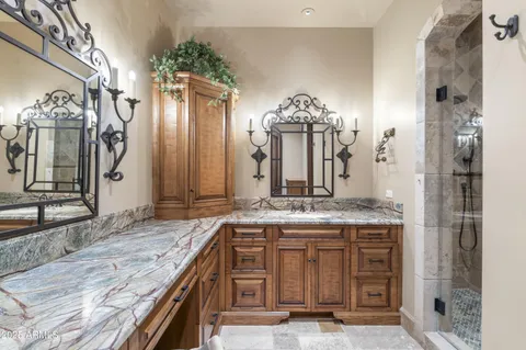 $13,000,000 | 5902 East Arcadia Lane, Phoenix, AZ 85018