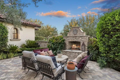 $13,000,000 | 5902 East Arcadia Lane, Phoenix, AZ 85018