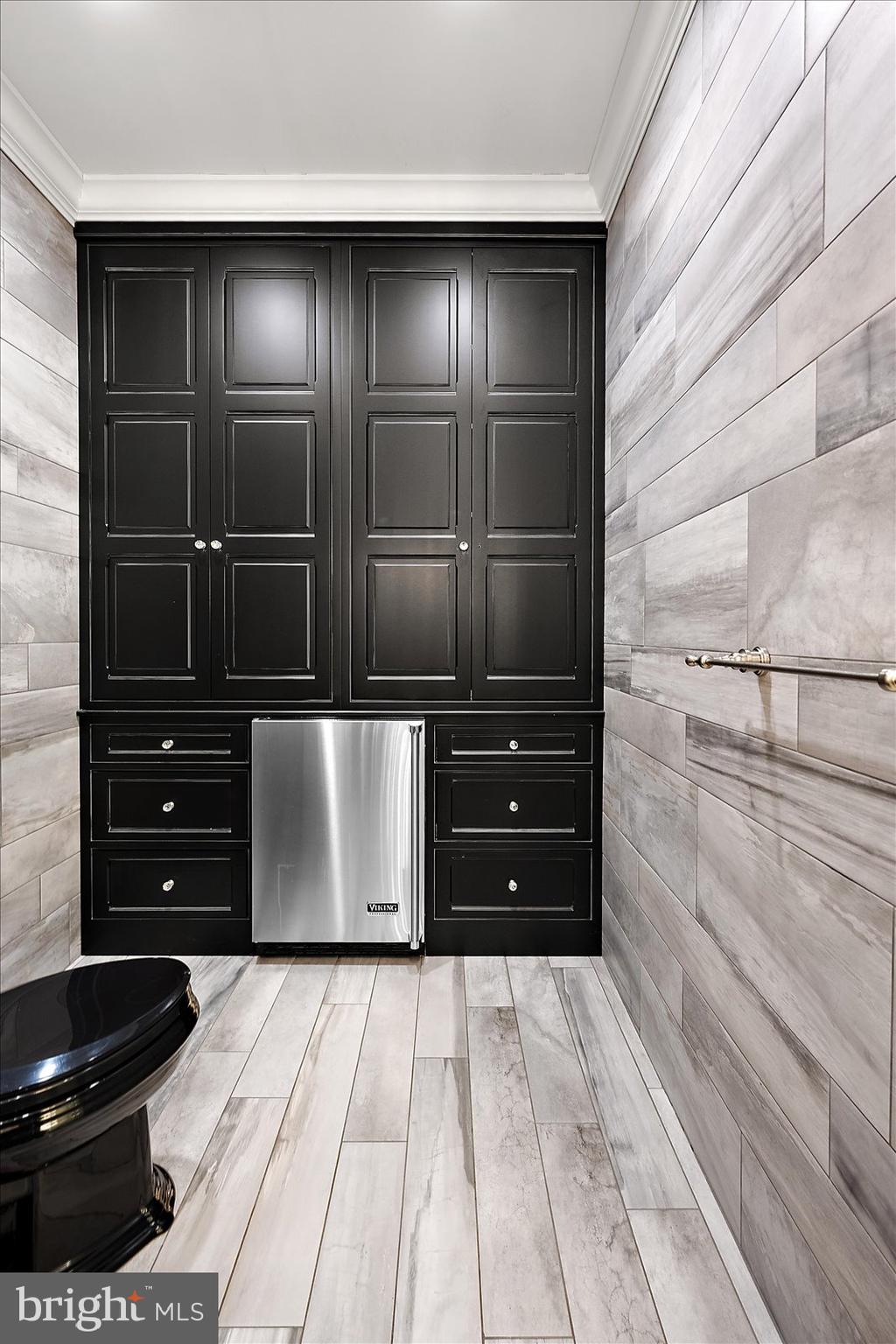 4218 Harmony Road Preston, MD 21655 - Photo 77 of 127 Primary bath even includes fridge for convenience