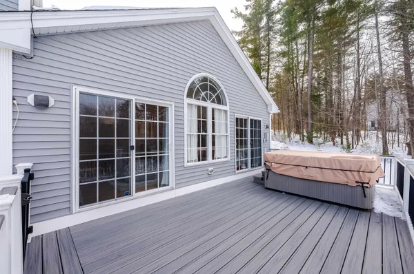$780,000 | 53 Tucker Hill Road, Dunbarton, NH 03046