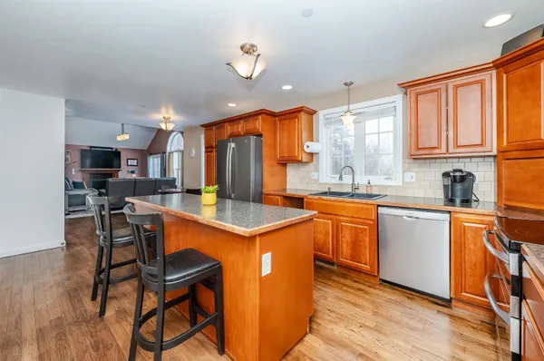 $780,000 | 53 Tucker Hill Road, Dunbarton, NH 03046