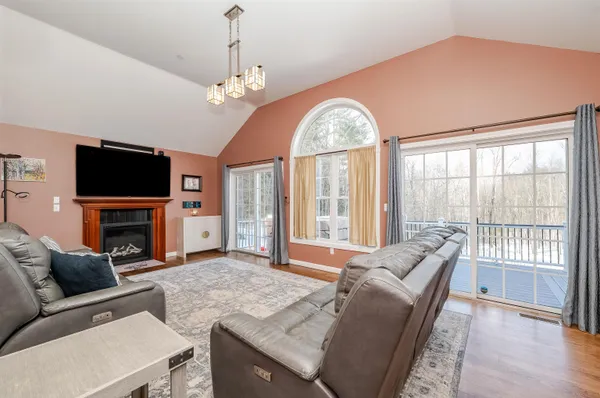 $780,000 | 53 Tucker Hill Road, Dunbarton, NH 03046