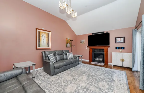 $780,000 | 53 Tucker Hill Road, Dunbarton, NH 03046