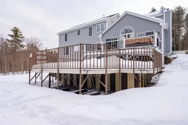 $780,000 | 53 Tucker Hill Road, Dunbarton, NH 03046
