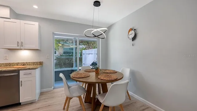 $429,900 | 2533 Waldemere Street, Sarasota, FL 34239