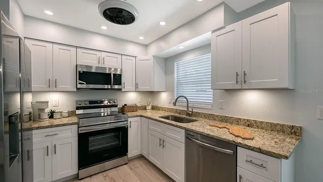 $429,900 | 2533 Waldemere Street, Sarasota, FL 34239