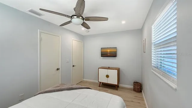 $429,900 | 2533 Waldemere Street, Sarasota, FL 34239