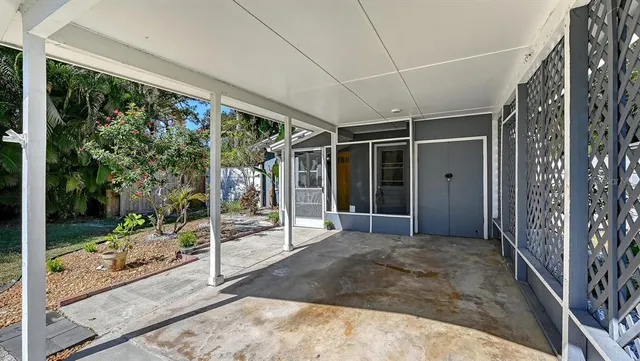 $429,900 | 2533 Waldemere Street, Sarasota, FL 34239