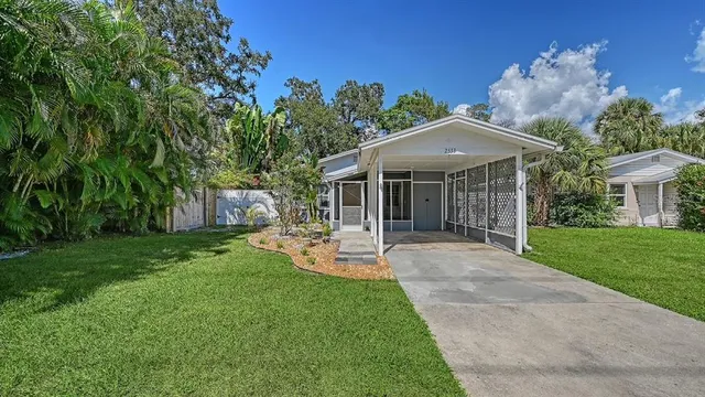 $429,900 | 2533 Waldemere Street, Sarasota, FL 34239