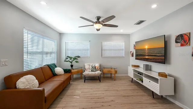 $429,900 | 2533 Waldemere Street, Sarasota, FL 34239