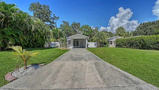 $429,900 | 2533 Waldemere Street, Sarasota, FL 34239