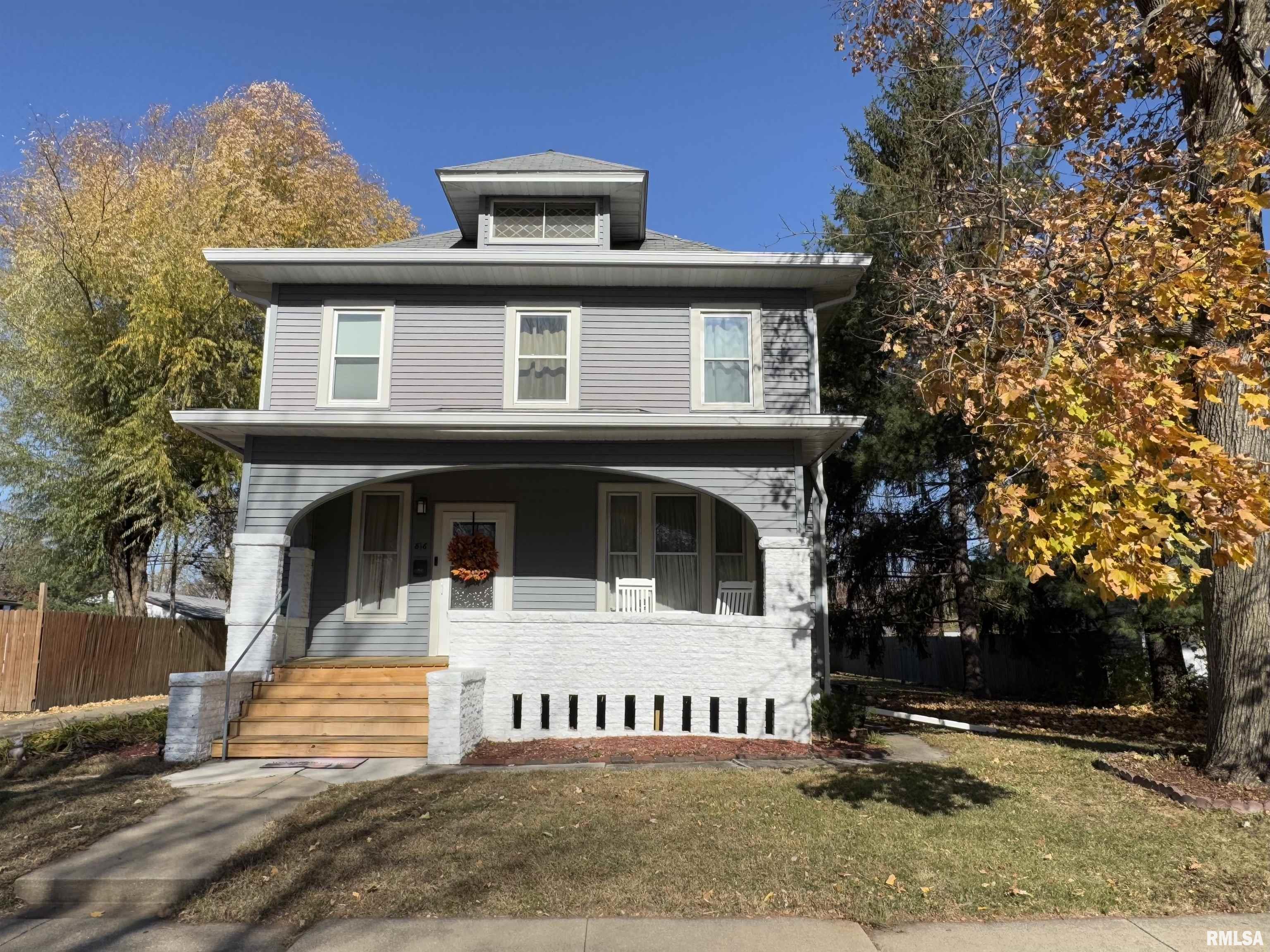 816 East Washington Street Macomb, IL 61455 - Photo 2 of 54