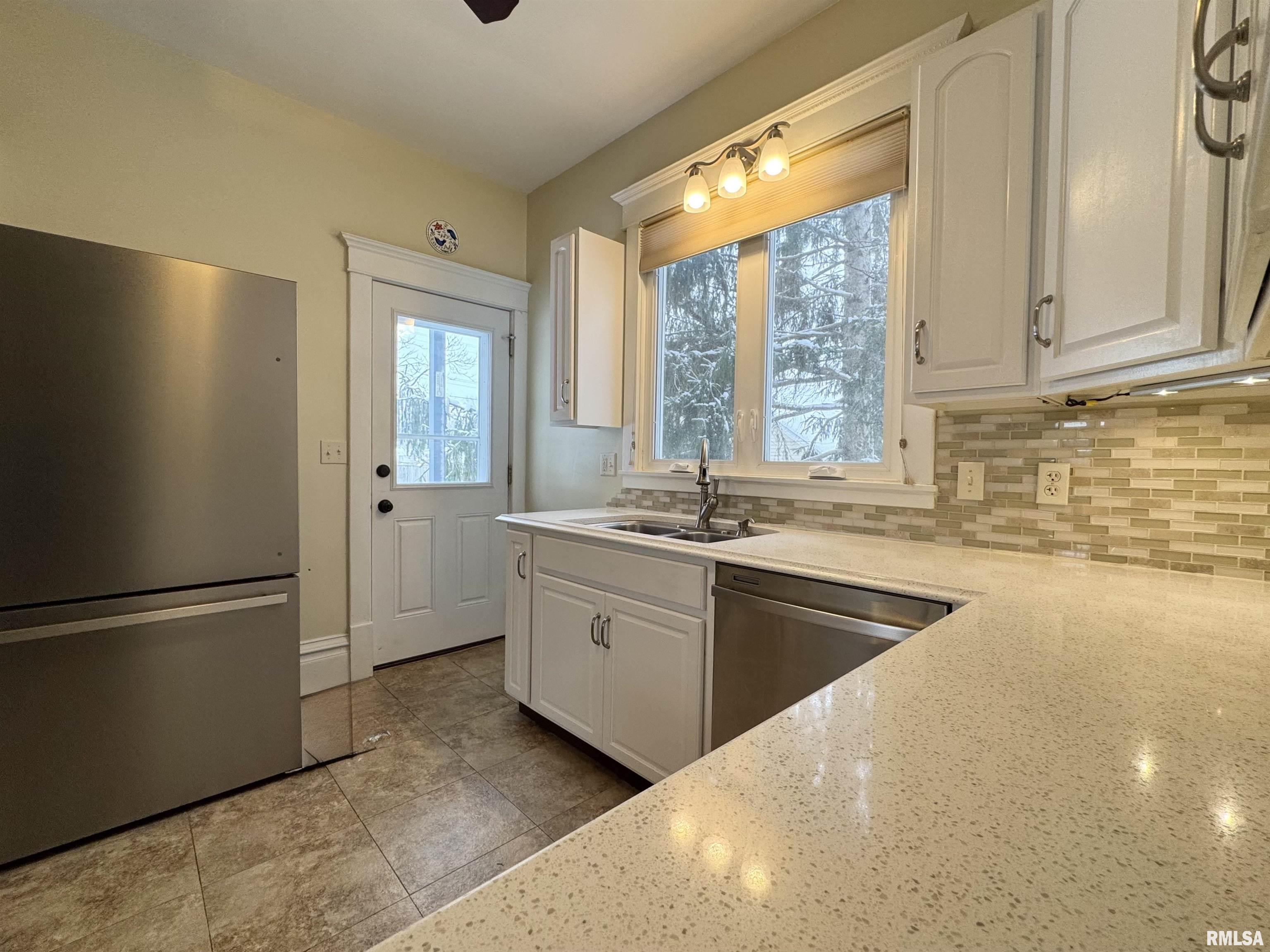 816 East Washington Street Macomb, IL 61455 - Photo 25 of 54